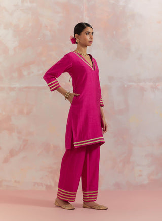 Pink Kali Short Kurta With Pant (Set Of 2)  Right Side VIew