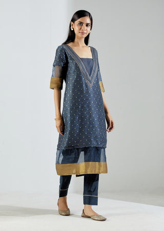 Grey Vega kurta set (Set of 3) Right View