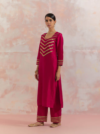 Red Rooh Kurta With Pant (Set Of 2) Side View